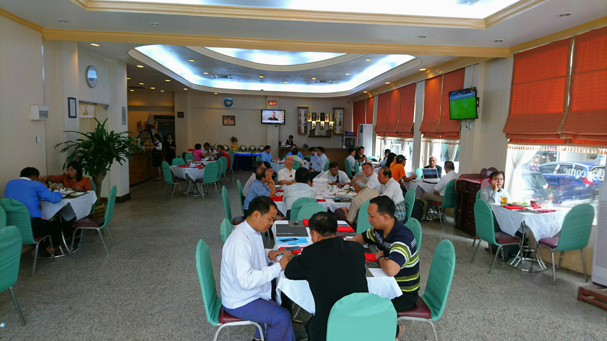 Central Hotel  Yangon Exterior foto